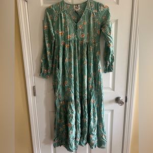 JAASE maxi dress in size small. I’ve never worn it but it is so adorable.